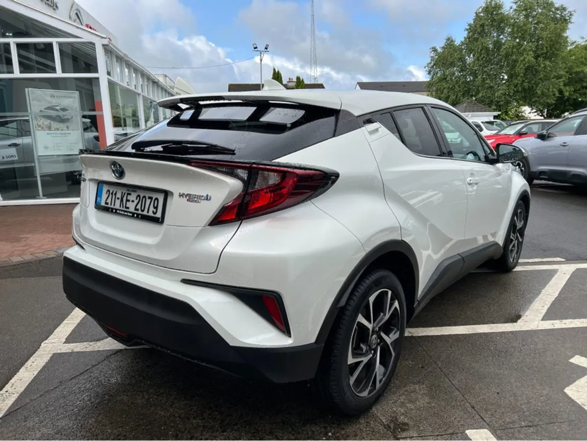 Toyota C-HR 1.8 Hybrid Sportmono 4DR Sport Auto - Image 3