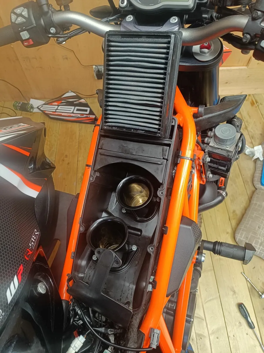 KTM super duke 1290r - Image 4