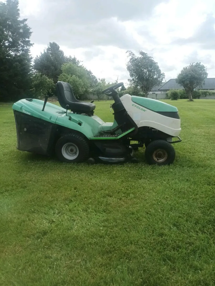Viking Ride on Mower - Image 2