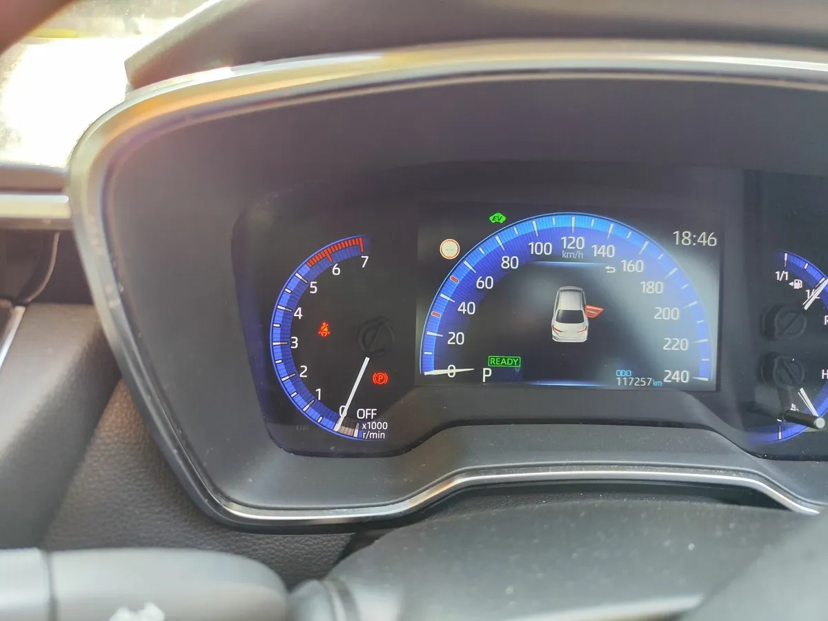 Toyota Corolla 2019 for sale - Image 2