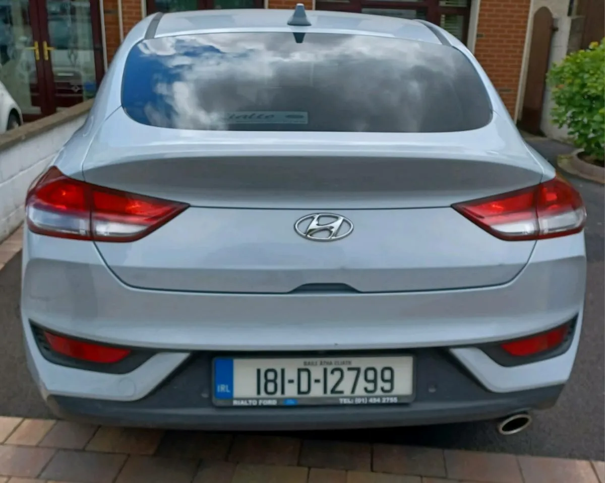 Hyundai I30 Fastback - Image 2