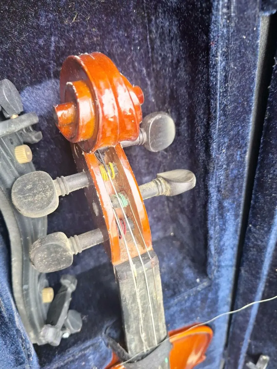 Small Violin with case - Image 2