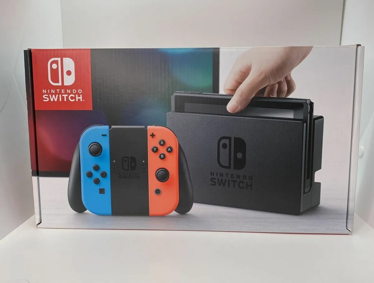 Nintendo switch - Image 1