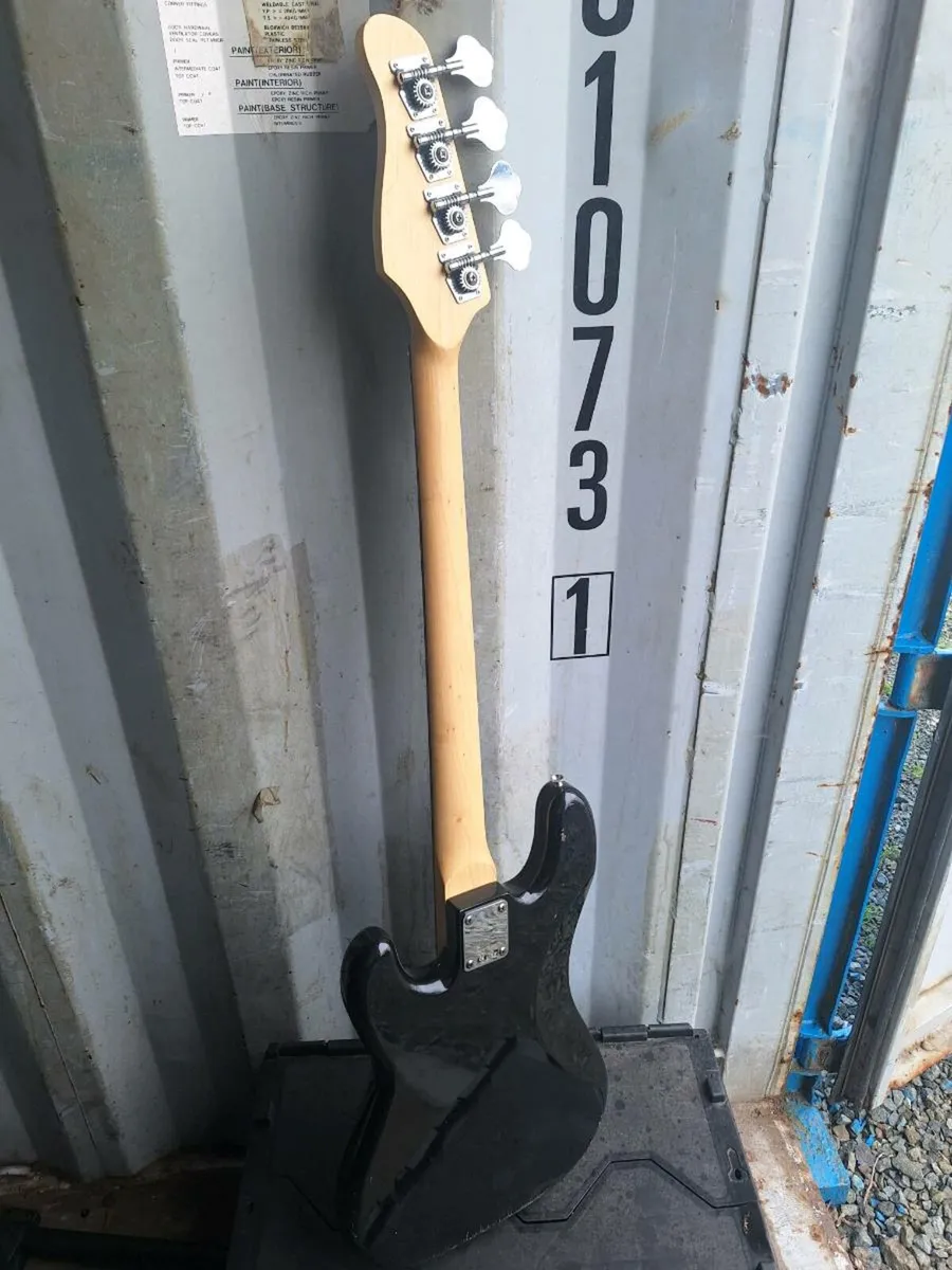 Rockjam 4-String Bass Guitar - Image 2