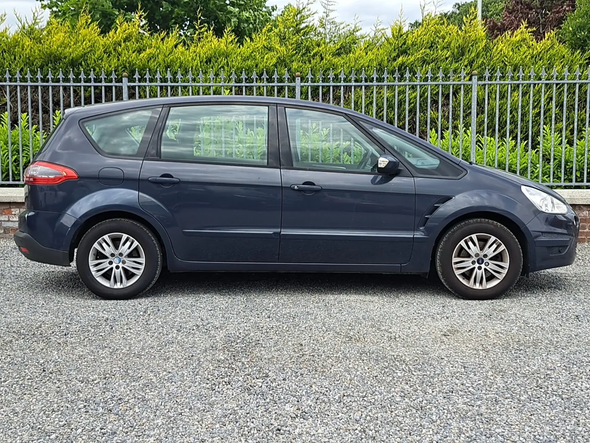 Ford S-Max Zetec 1.6 Diesel with 7 full size seats - Image 3