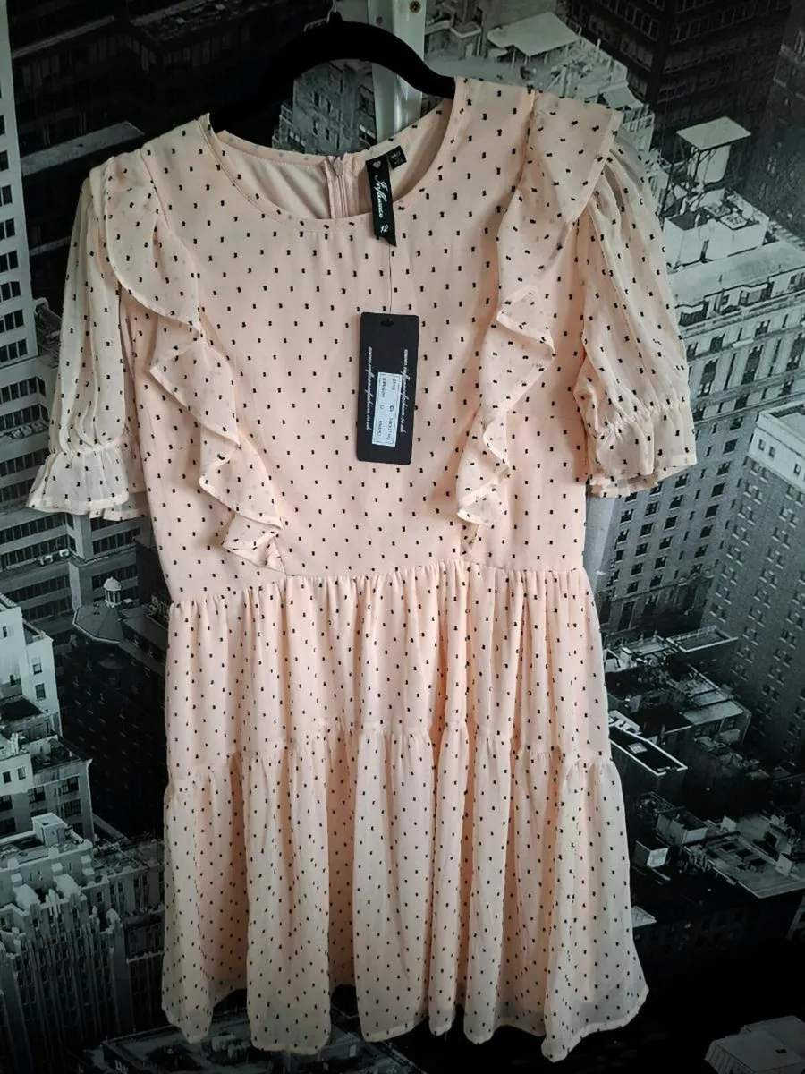 Short dress