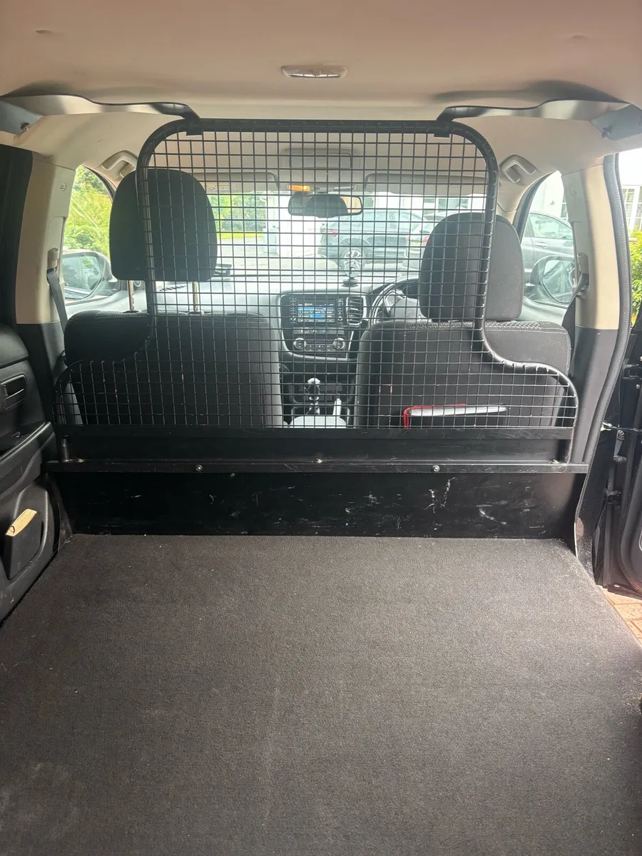 2019 Mitsubishi Outlander 4WD Diesel - Image 3