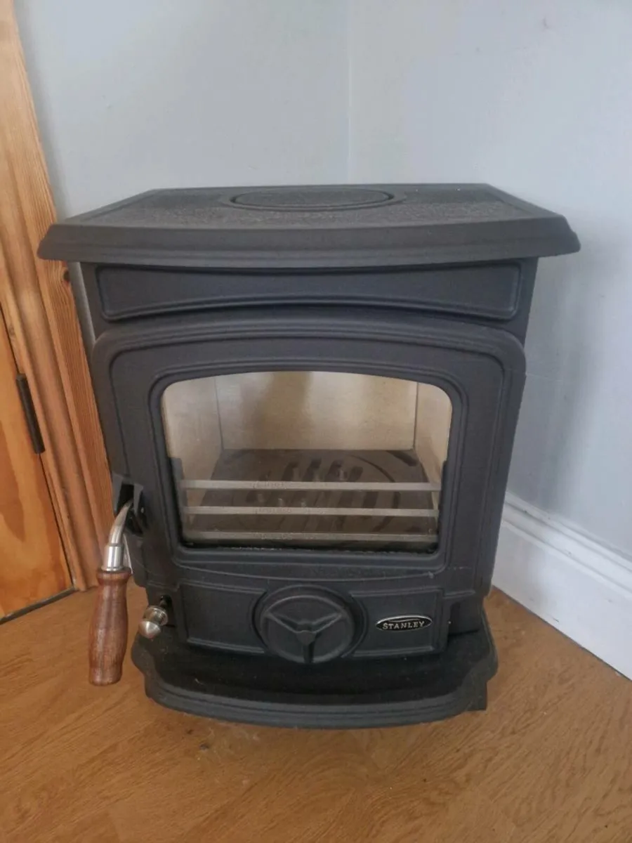 Stanley oisin stove