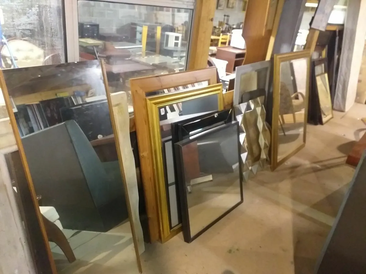Lots of mixed furniture - Image 2