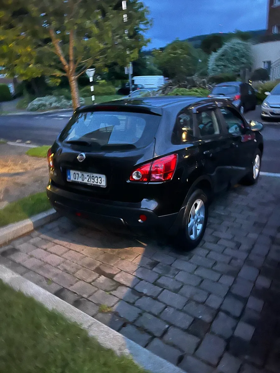 Selling my Nissan - Image 1