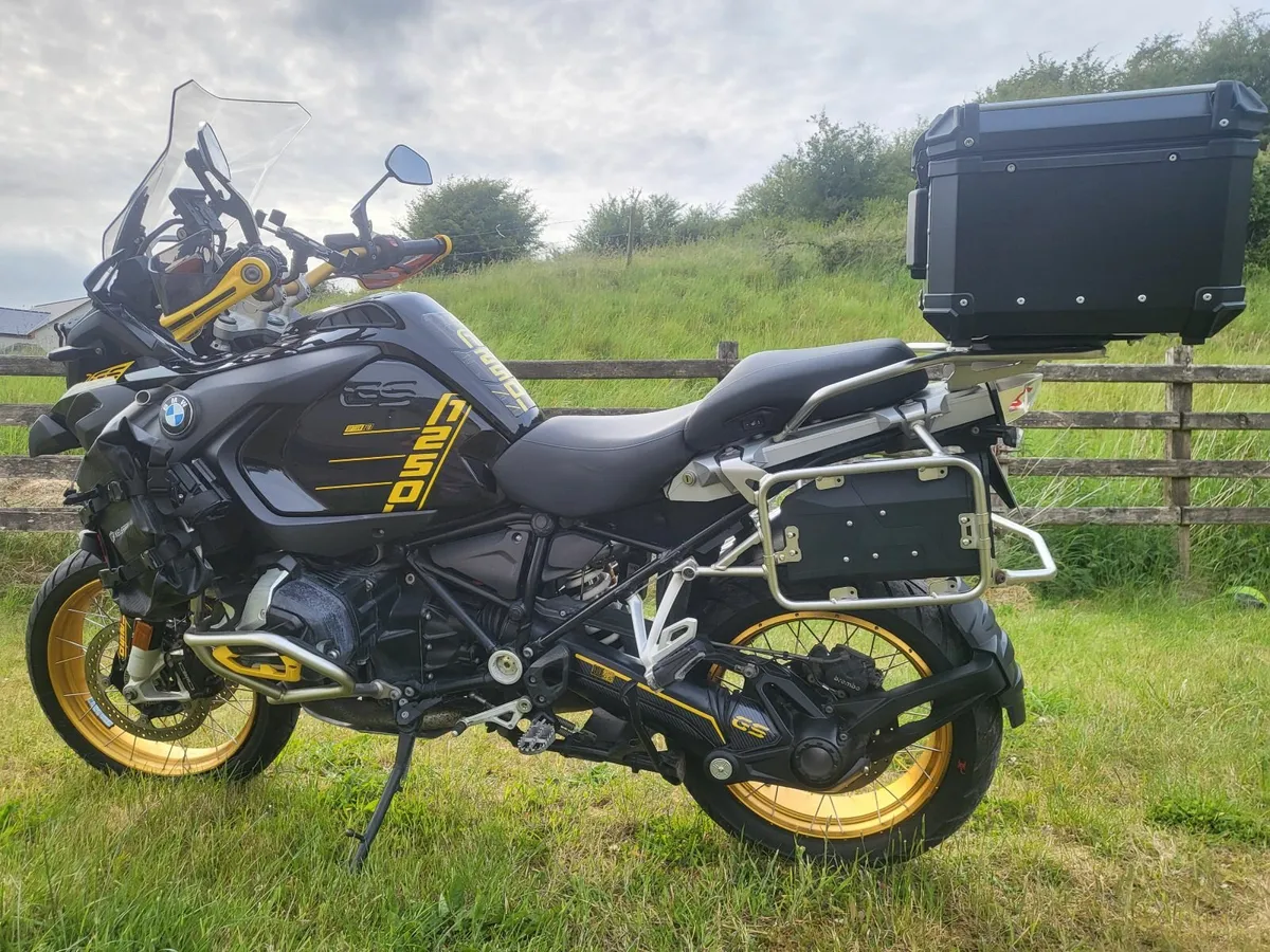 BMW R 1250 GS Adventure 2021, 40TH, 719 BUMBLEBEE - Image 2