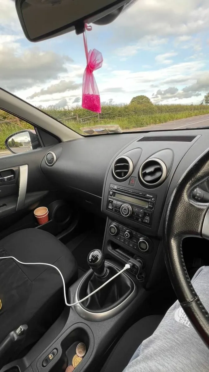Nissan Qashqai 2010 - Image 3