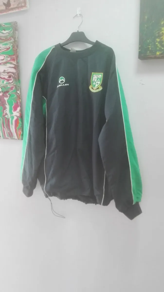 Green Jumper - Image 2