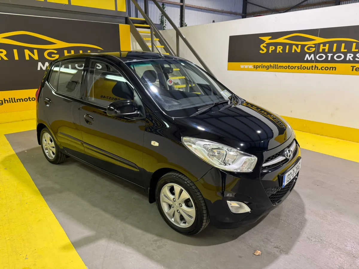 2013 Hyundai i10 Deluxe Plus1.1 Petrol 5DR - Image 2