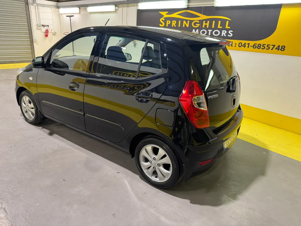 2013 Hyundai i10 Deluxe Plus1.1 Petrol 5DR - Image 3