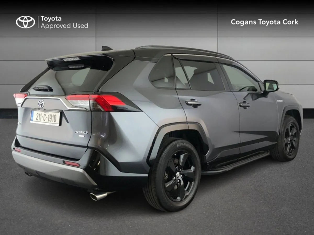 Toyota Rav4 Rav4 Hybrid Sport main Dealer Service - Image 2