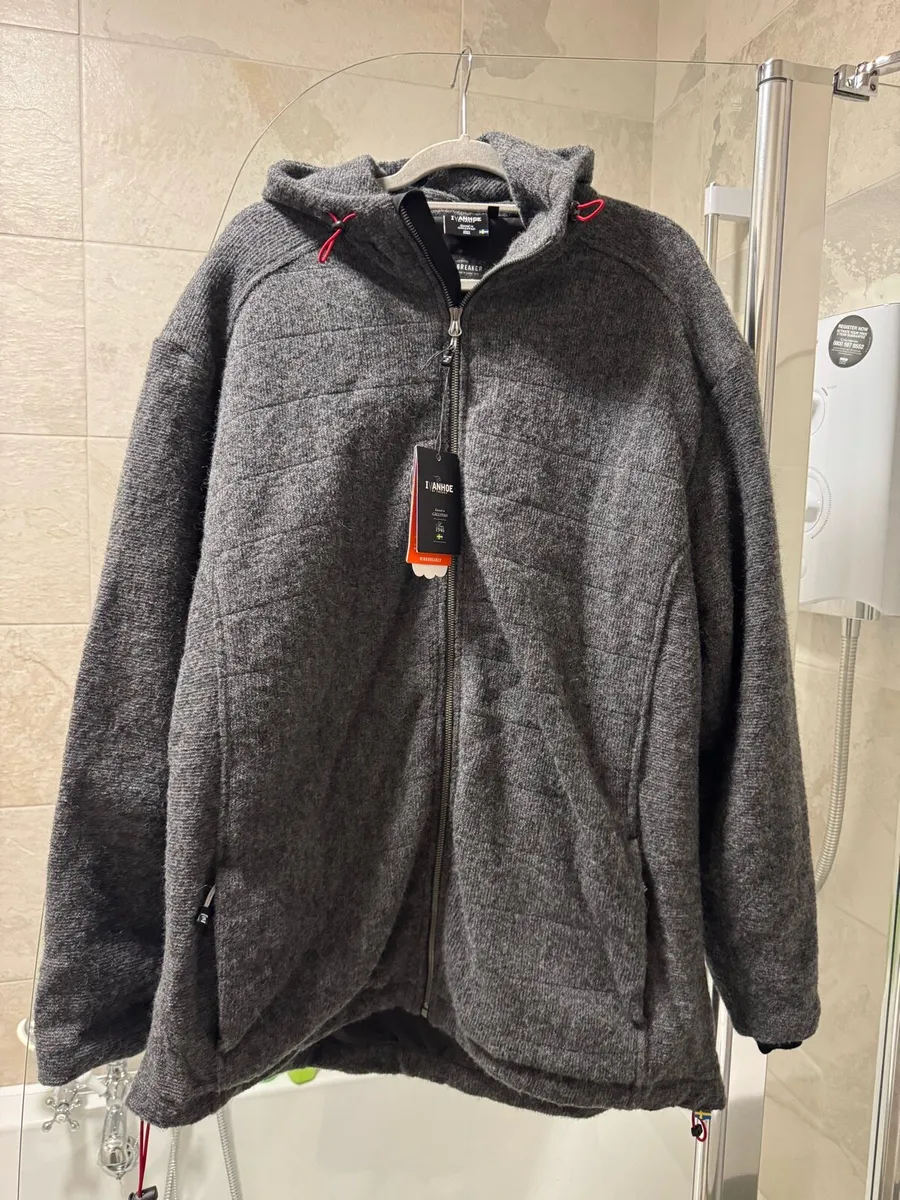 Mens Ivanhoe WindBreaker - Image 1