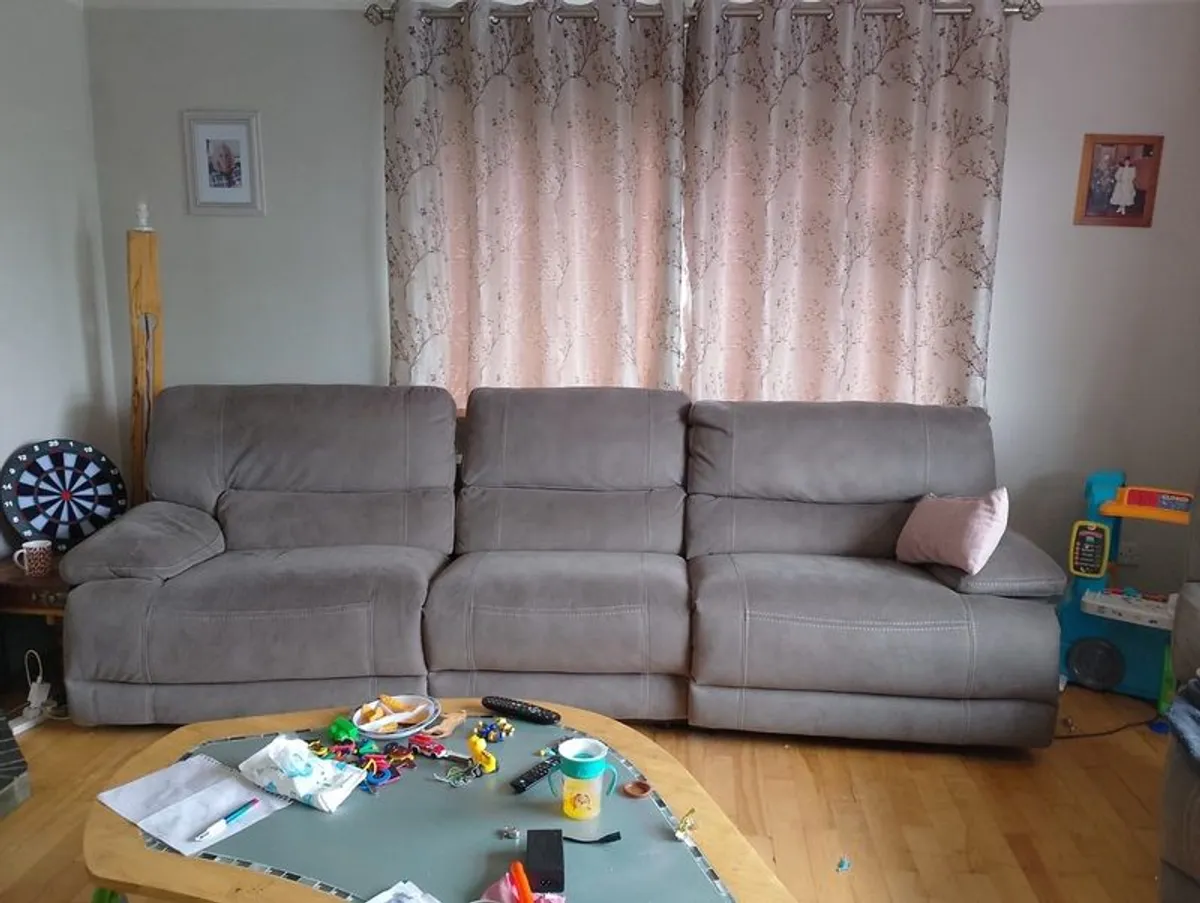 corner couch - Image 2