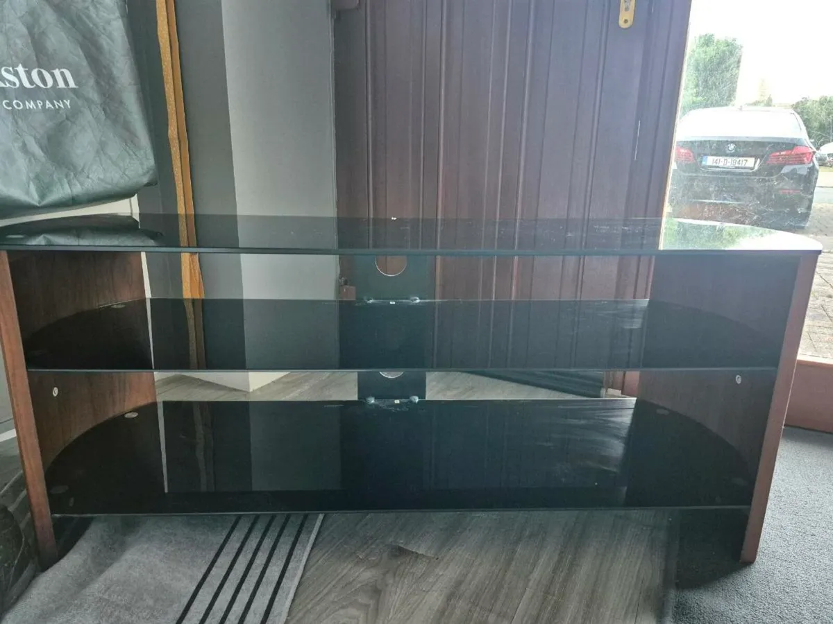 Tv stand - Image 1