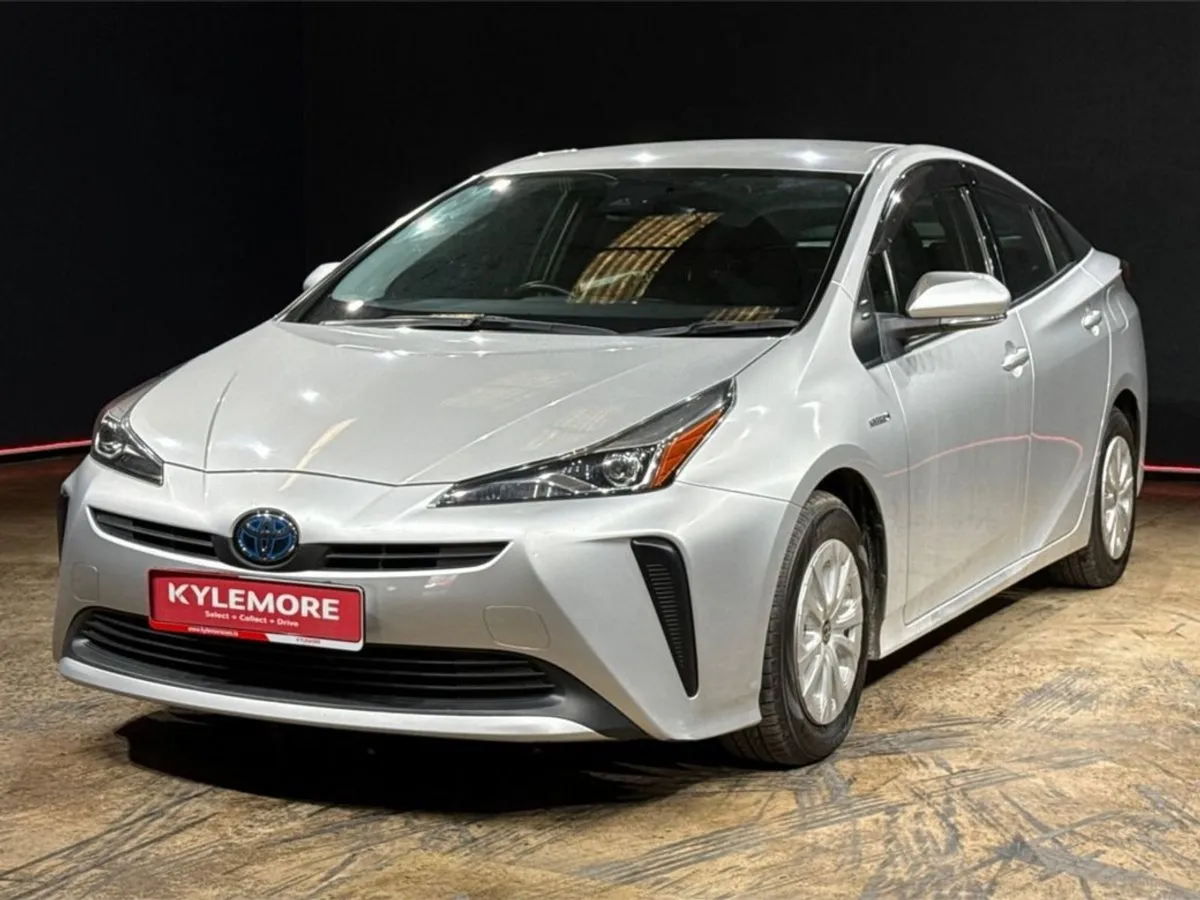 Toyota Prius 1.8 Automatic Hybrid - S Edition - R - Image 2