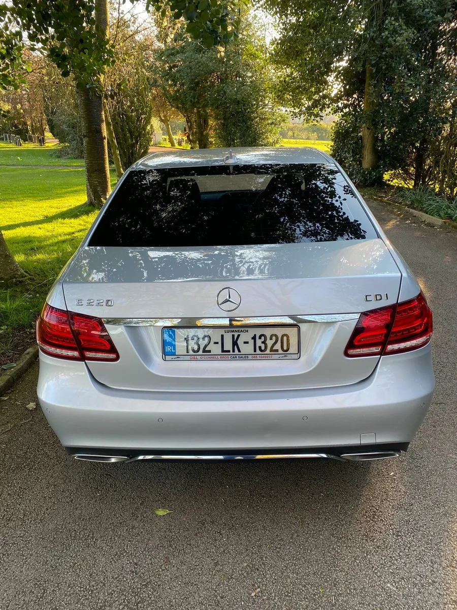 Mercedes Benz E220 CDI sport Automatic - Image 4