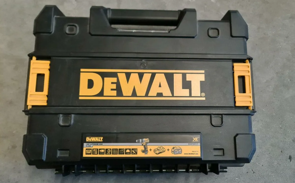 Two new dewalt empty drill boxes 20 each - Image 1