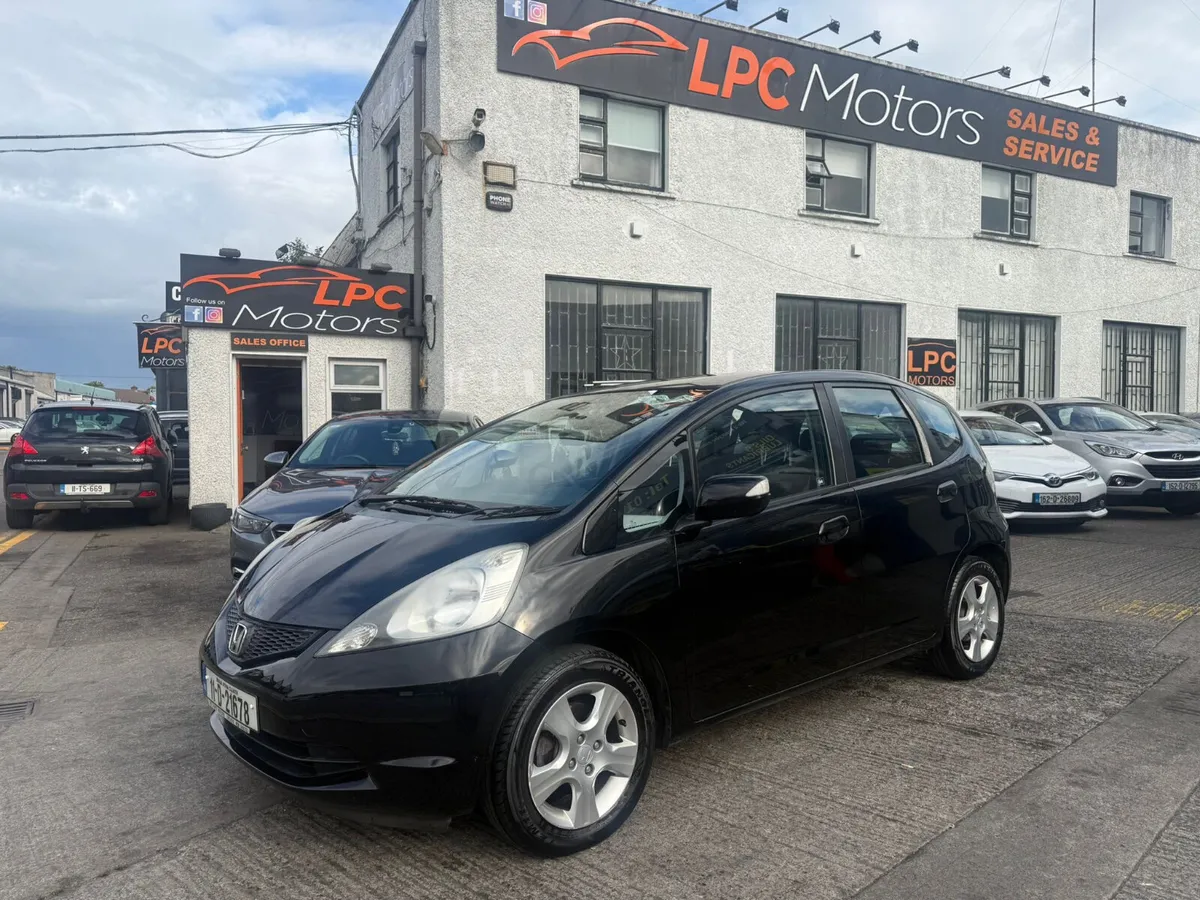 Honda Jazz 2011 - Image 2