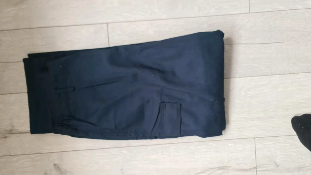Work trousers - Image 2