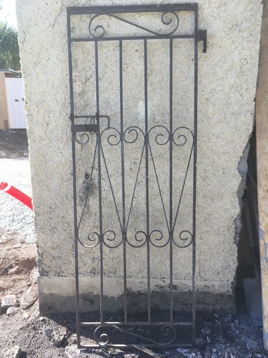 Garden / Side passage wrought iron gate - Image 1