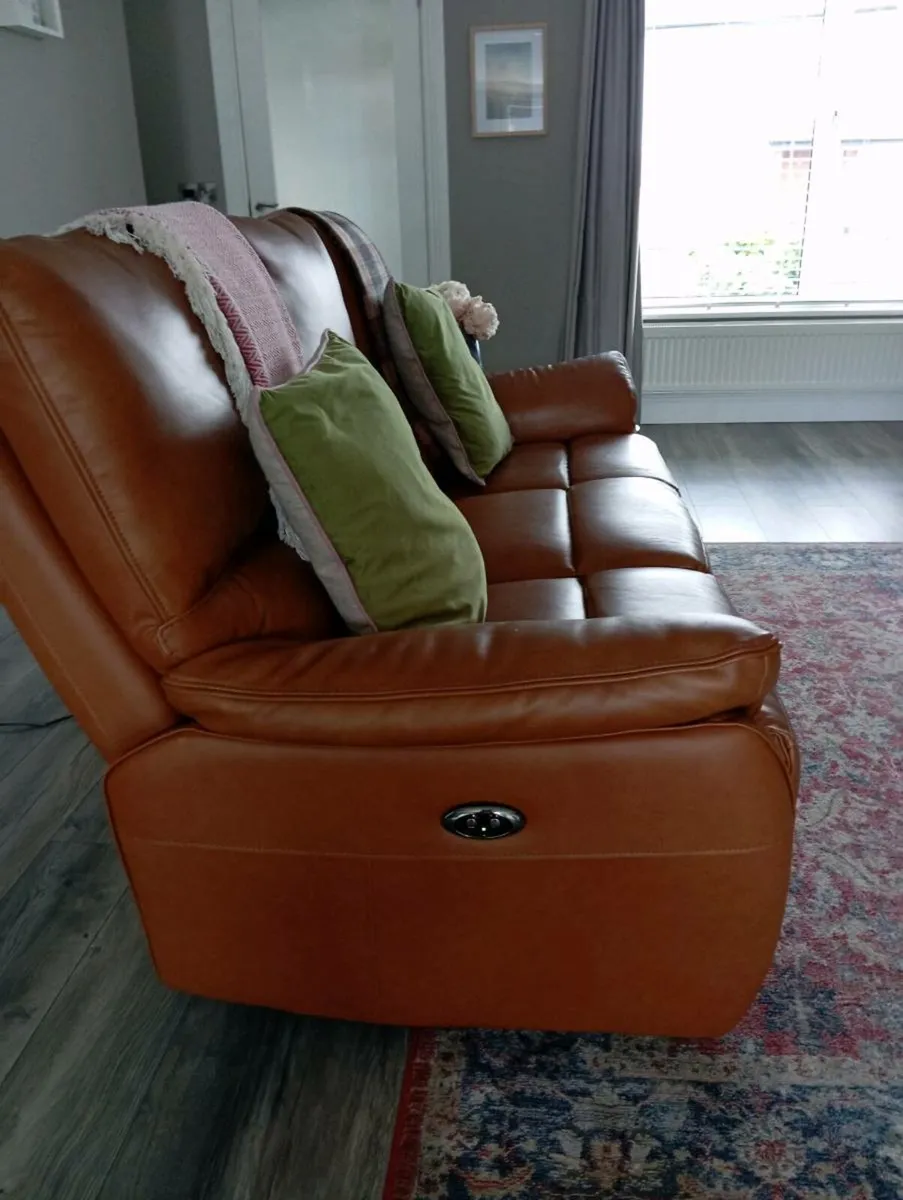 Leather recliner 3 seater sofa - Image 2
