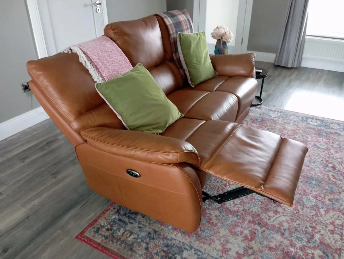 Leather recliner 3 seater sofa - Image 4