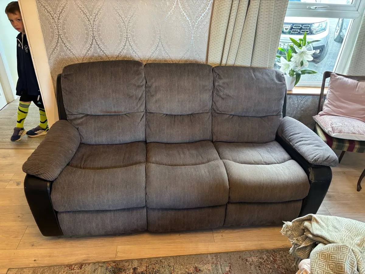 Sofa and  chairs - Image 3