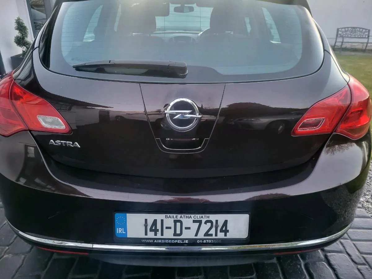 OPEL ASTRA 2014  NEW NCT 5.2026 TAXED 3MTHS - Image 2