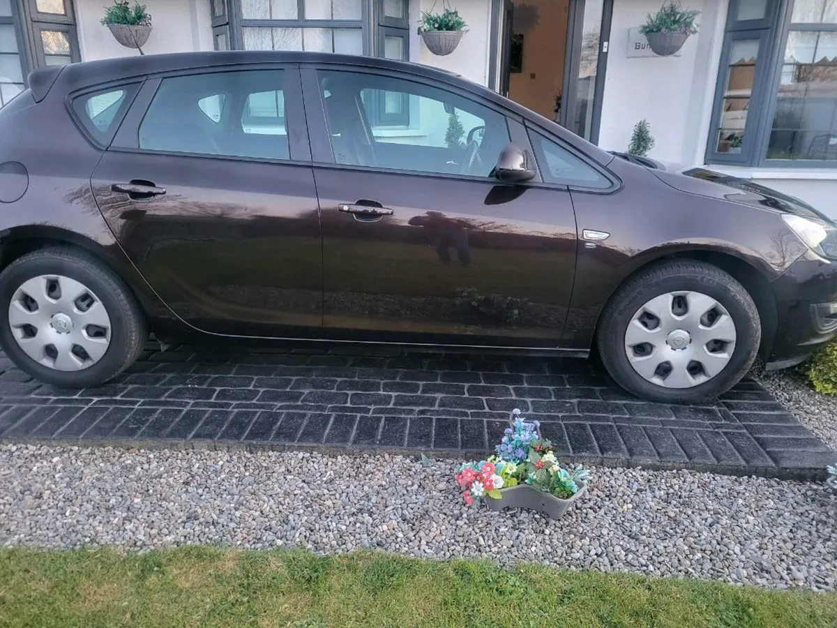 OPEL ASTRA 2014  NEW NCT 5.2026 TAXED 3MTHS - Image 4