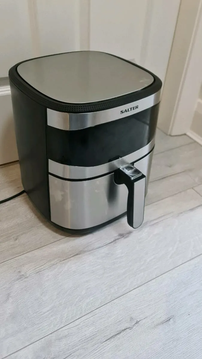Salter air fryer
In ex cond - Image 3