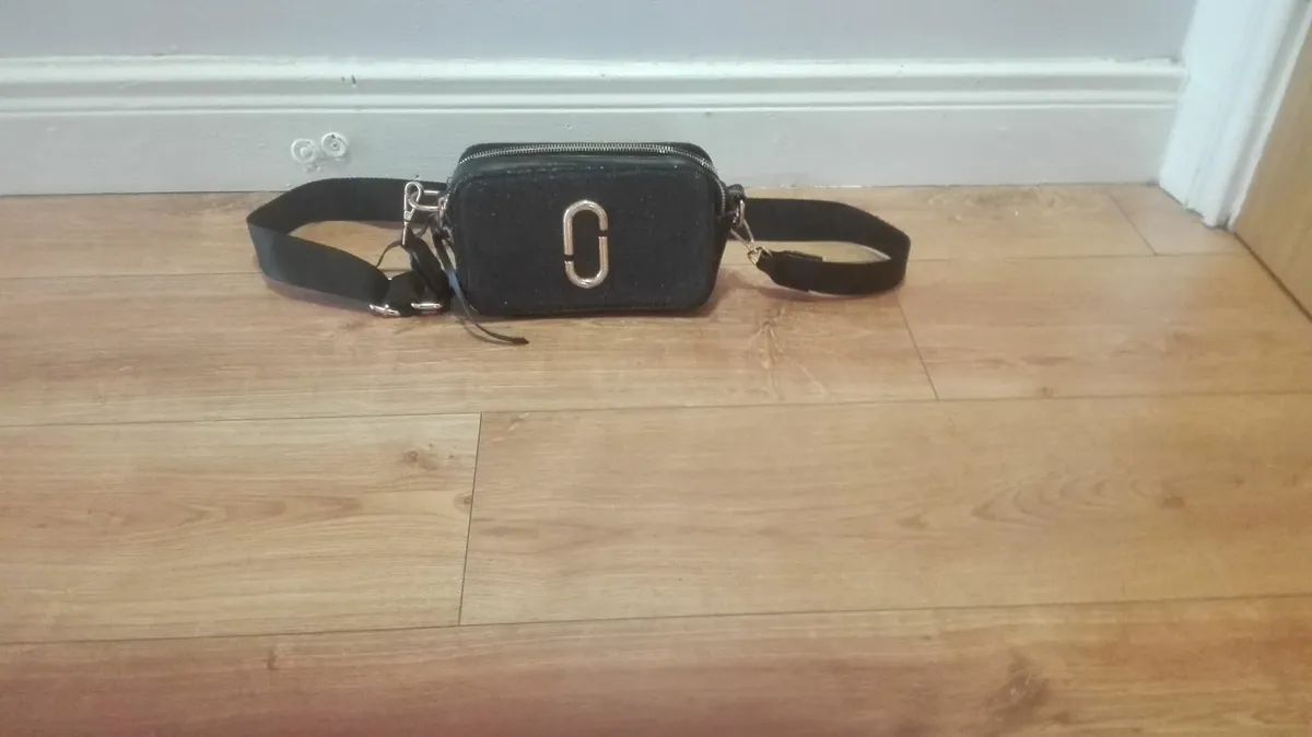 Black Gucci bag - Image 2