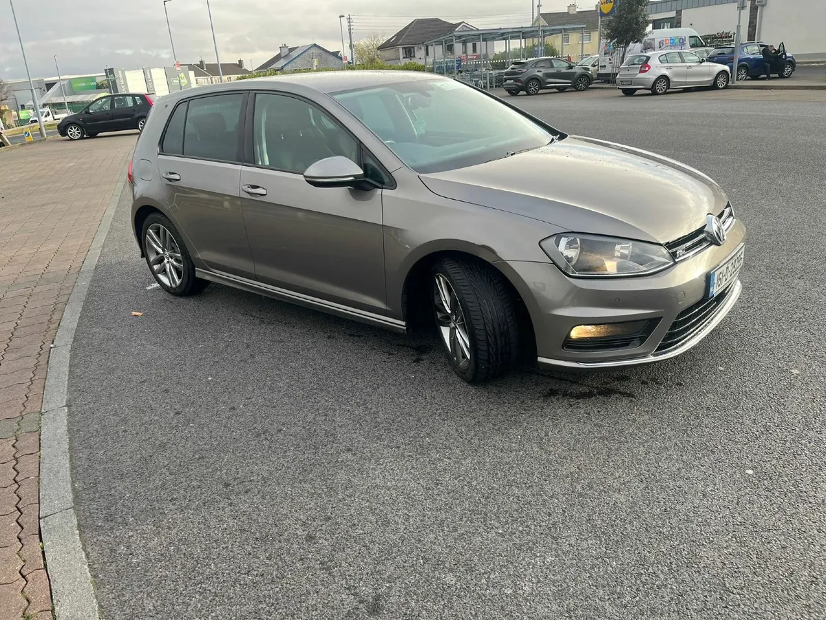 Volkswagen Golf 2016 - Image 1