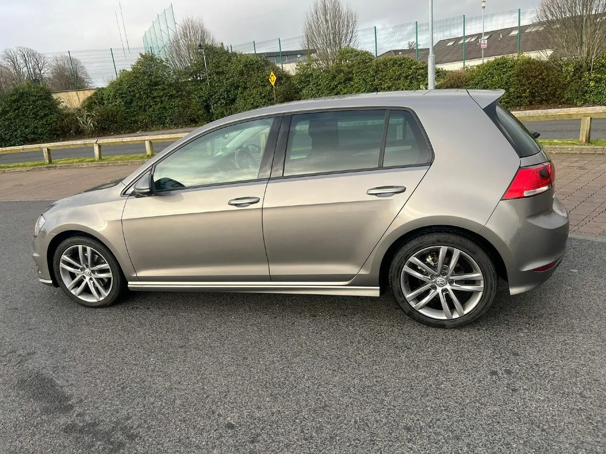 Volkswagen Golf 2016 - Image 2