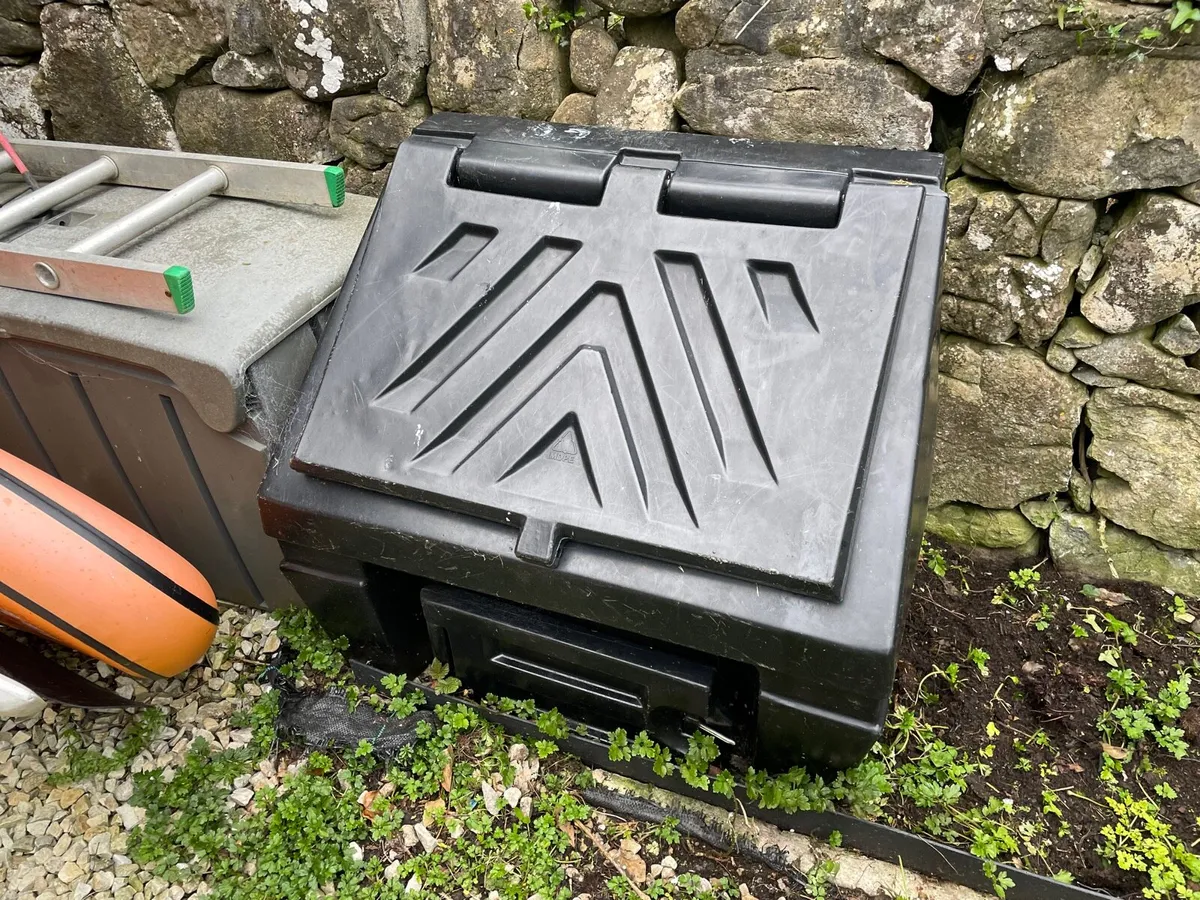 Coal/Storage bunker - Image 1