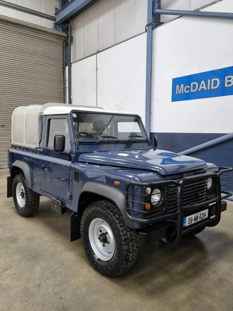 2008 Land-Rover Defender 90 - Image 1