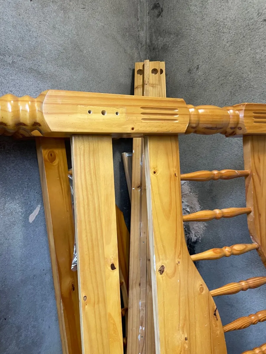 Double bed frame pine - Image 3