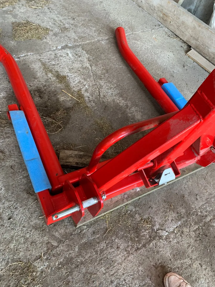 Nugent bale handler - Image 4