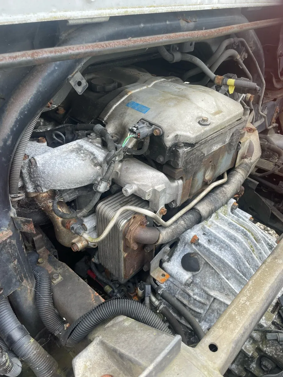 07 Mitsubishi canter - Image 3