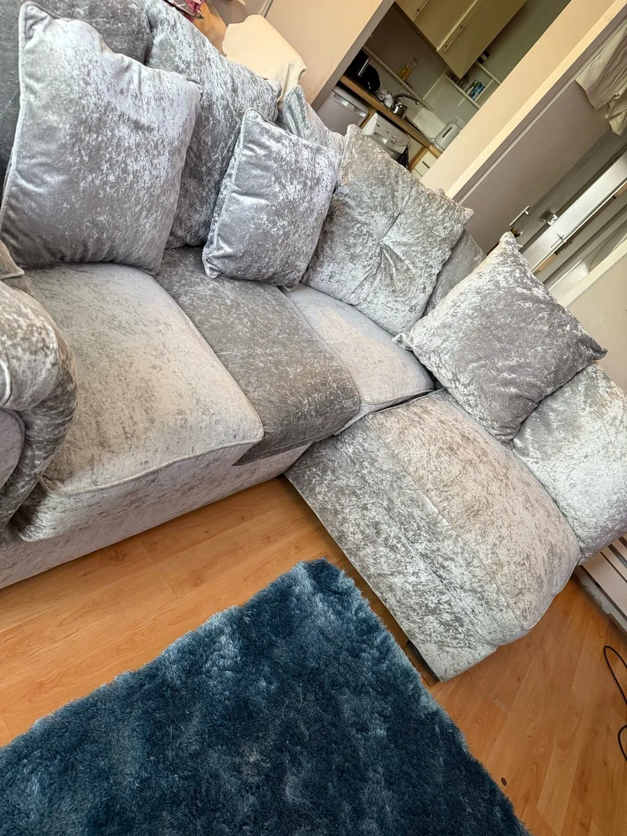 Corner sofa / L shape sofa - Image 4