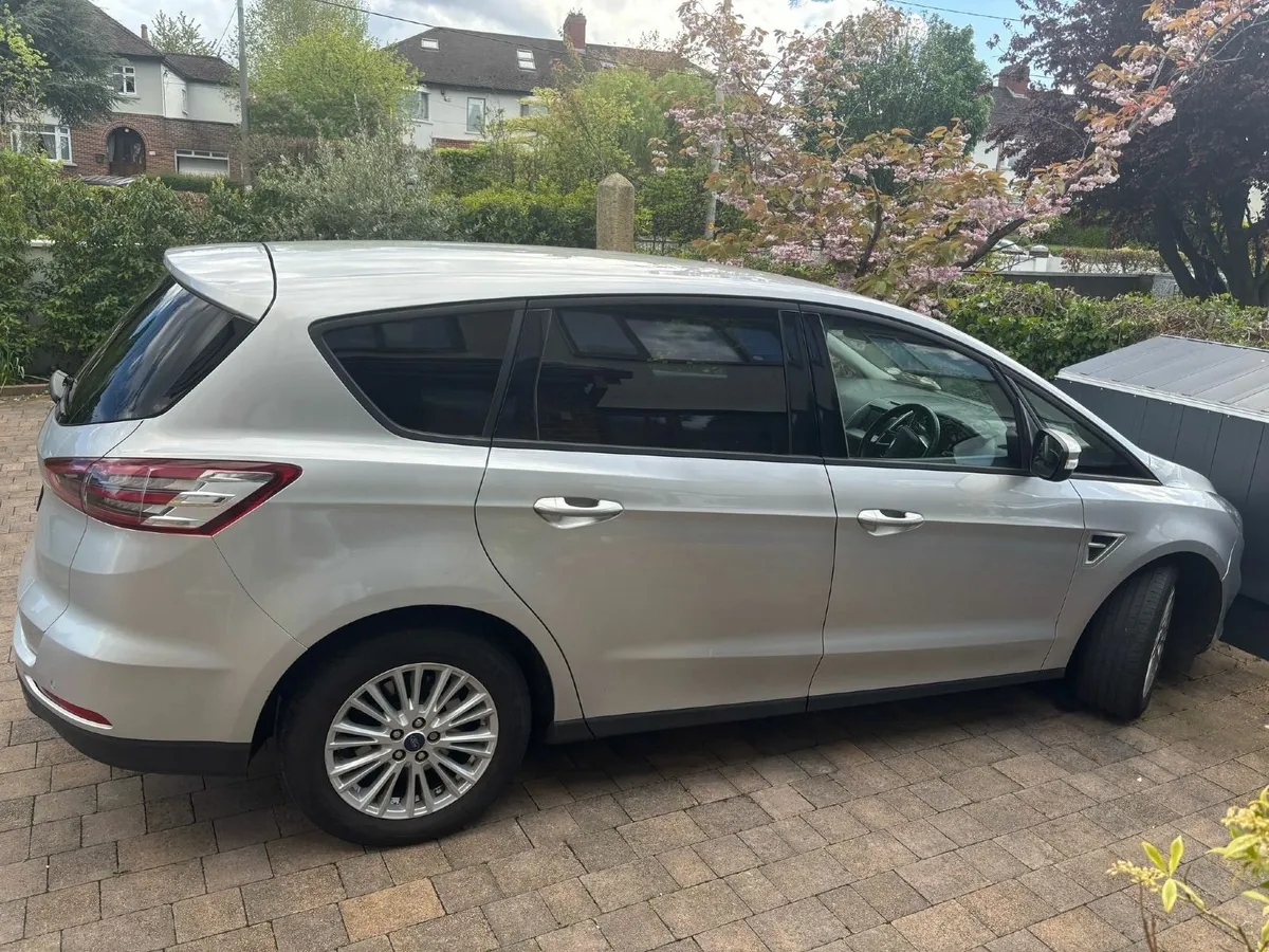 Ford S-Max 2017 - Image 2