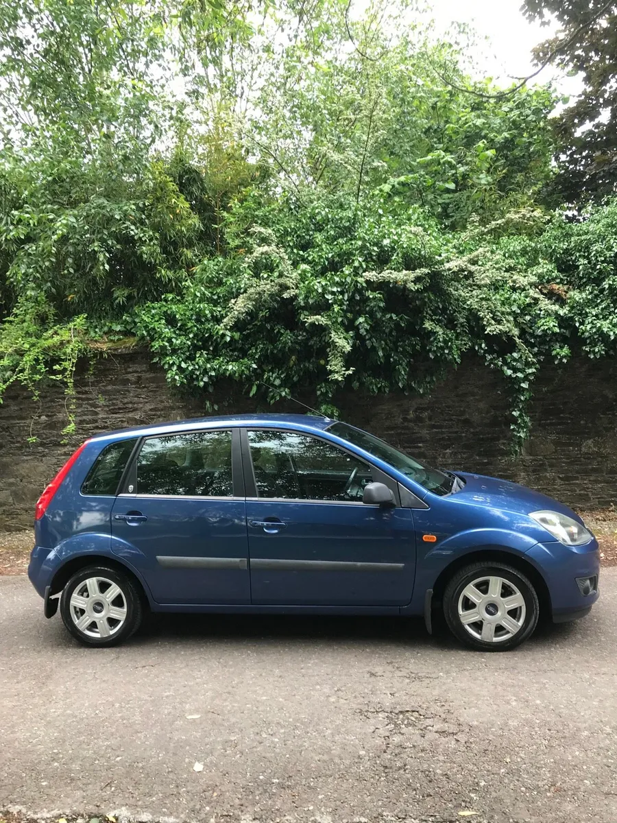 Ford Fiesta Ghia 78000 miles new NCT - Image 2