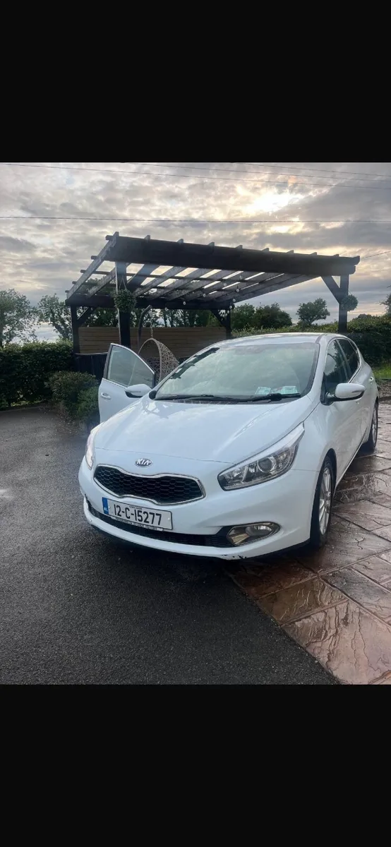 Kia Ceed 2012 - Image 1