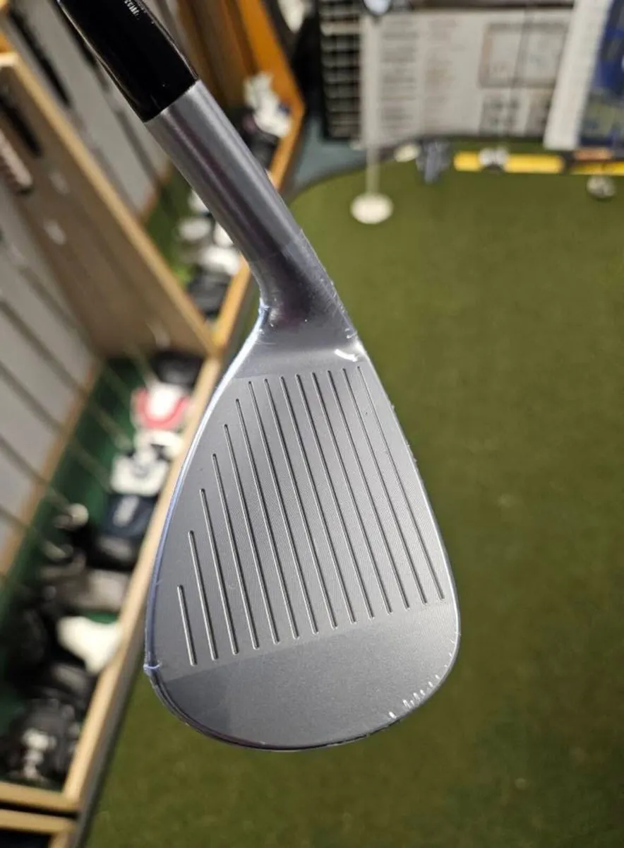 Brand New Mizuno Jpx921 - Image 3