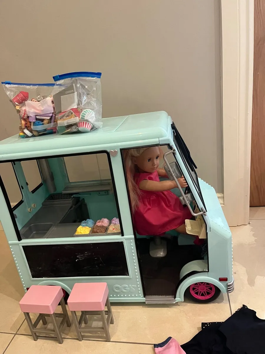 Toys - Image 2
