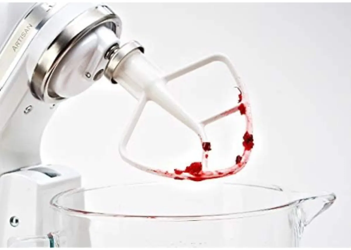 KitchenAid Artisan 4.8 Litre Stand Mixer, Die-Cast - Image 2